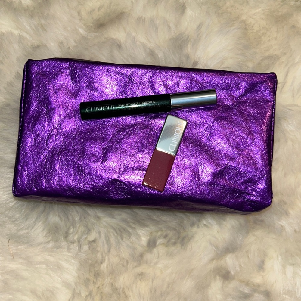 Clinique Bold Black Mascara with Lipstick and Bag
